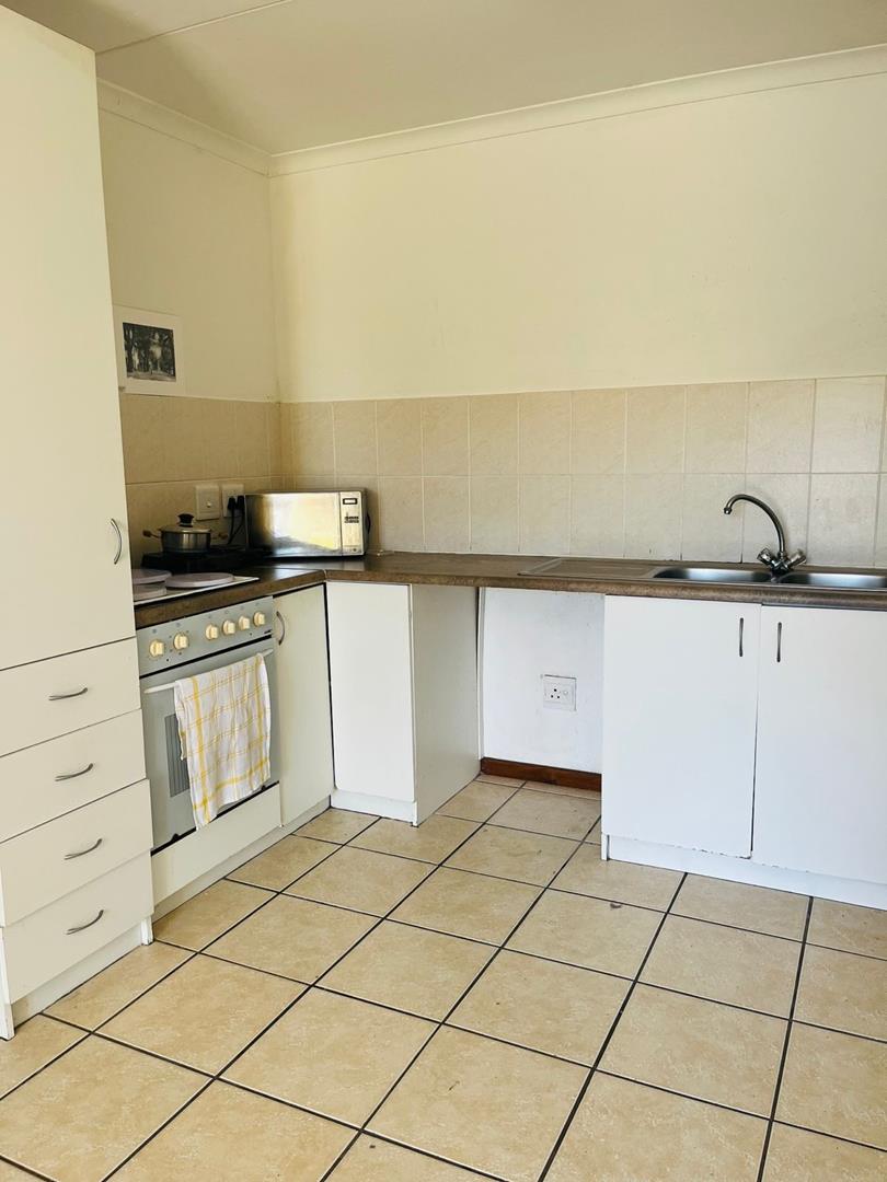 1 Bedroom Property for Sale in Guldenland Western Cape